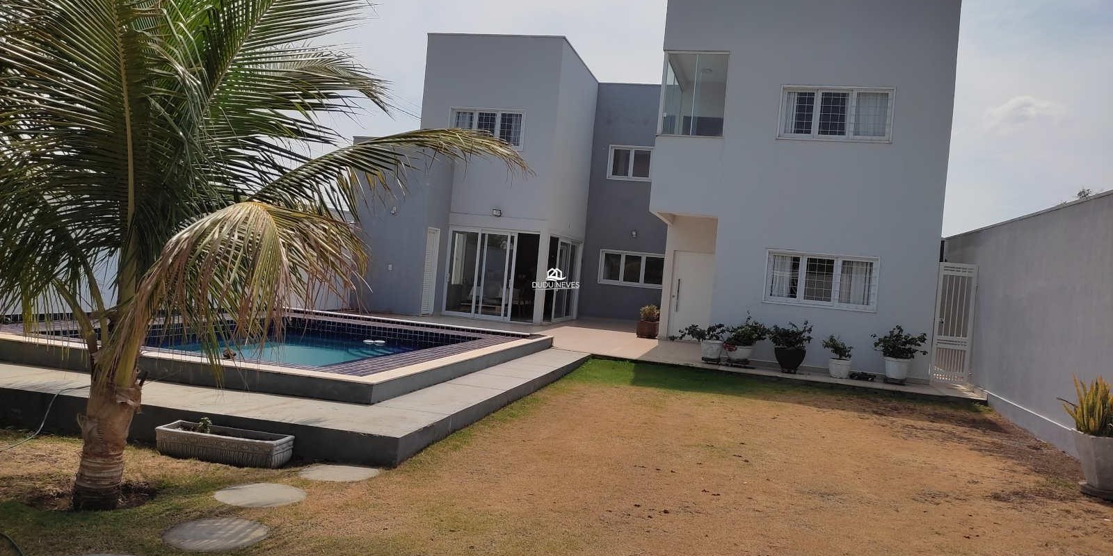 Lindo Sobrado na Cohab Véu de Noivas com Piscina - Foto 1 de 8