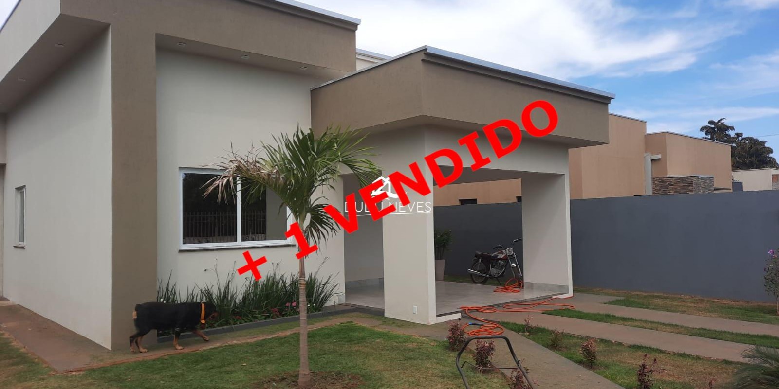 Casa a Venda no Bairro Bom Clima - 3 Quartos com Suíte e Closet